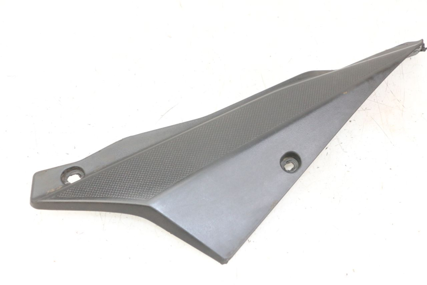 photo de UNTER SITZ VERKLEIDUNG LINKS DERBI SENDA SM DRD X-TREME 50 (2011 - 2017) - Hauptansicht