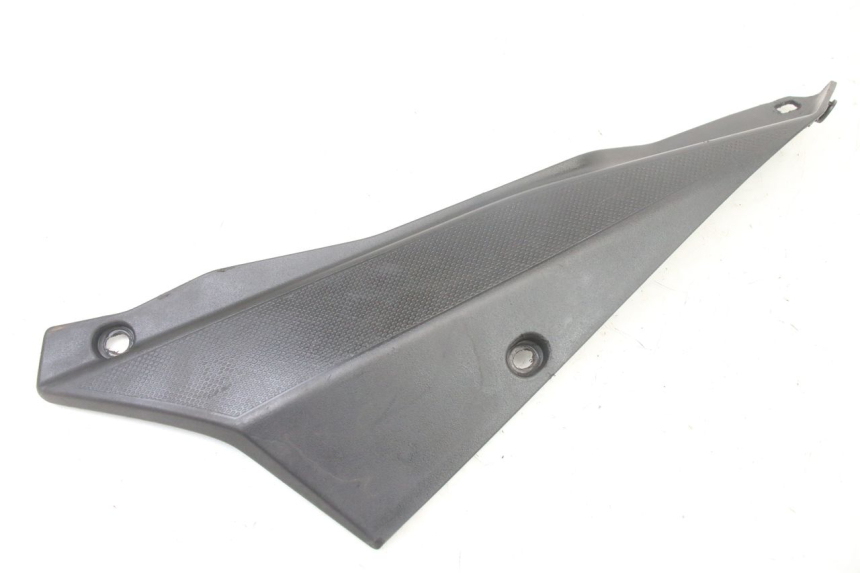 photo de UNTER SITZ VERKLEIDUNG LINKS DERBI SENDA SM DRD X-TREME 50 (2011 - 2017) - Hauptansicht