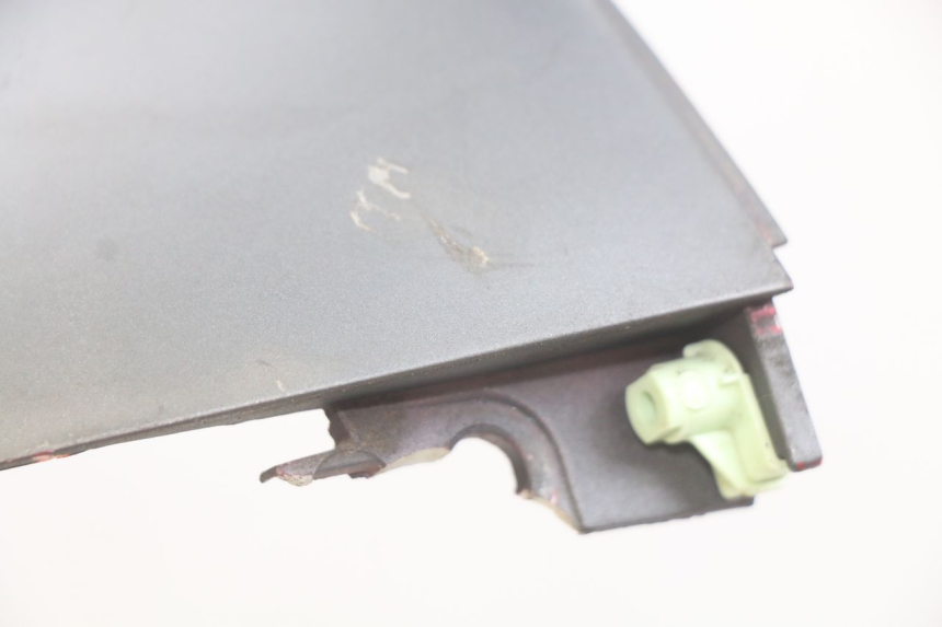 photo de LINKS UNTER DEM LINKEN SITZ PEUGEOT DJANGO 4T 50 (2014 - 2019) - Zoom auf Gebrauchszustand