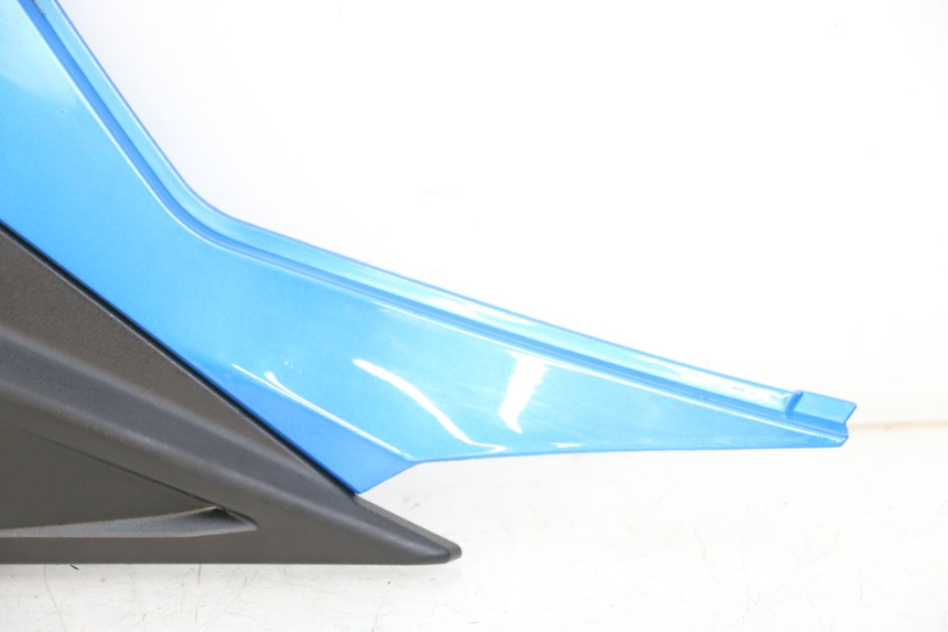 photo de UNTER SITZ VERKLEIDUNG LINKS EBROH BRAVO GLE 1 (2020 - 2024) - Oberflächenzustand und Material