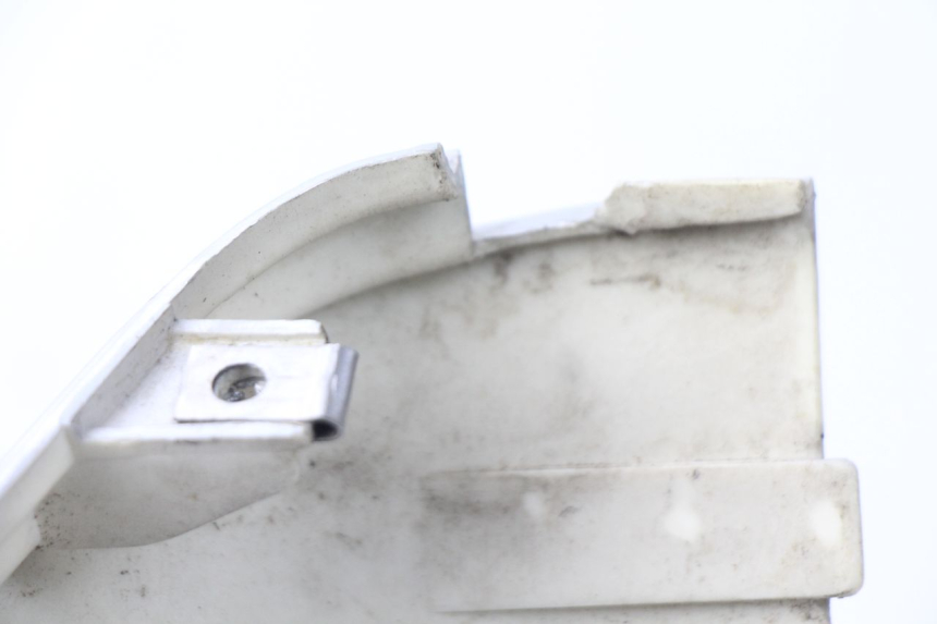 photo de UNTER SITZ VERKLEIDUNG LINKS LINTEX FEVER 2T 50 (2009 - 2022) - Details der Befestigungspunkte