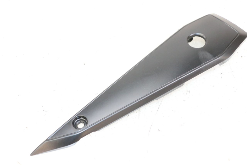 photo de UNTER SITZ VERKLEIDUNG LINKS YAMAHA FZ1 FAZER 1000 (2007 - 2009) - Hauptansicht