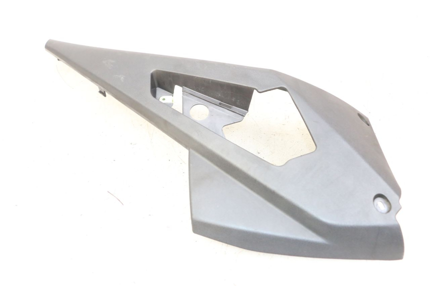 photo de UNTER SITZ VERKLEIDUNG LINKS PEUGEOT GEOPOLIS RS 125 (2007 - 2009) - Hauptansicht