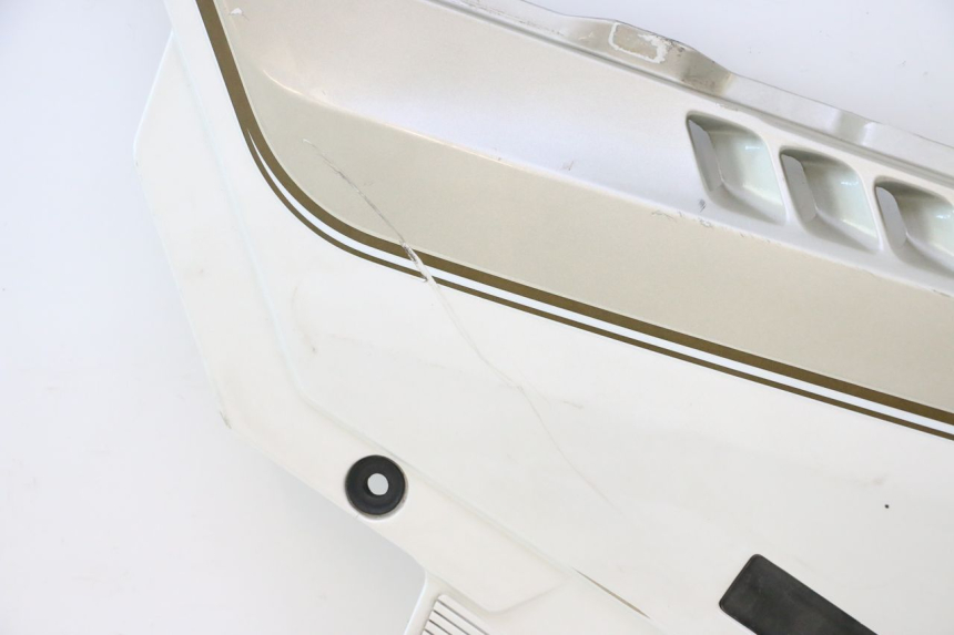 photo de UNTER SITZ VERKLEIDUNG LINKS KAWASAKI GPX F ZX750F 750 (1986 - 1990) - Details der Befestigungspunkte