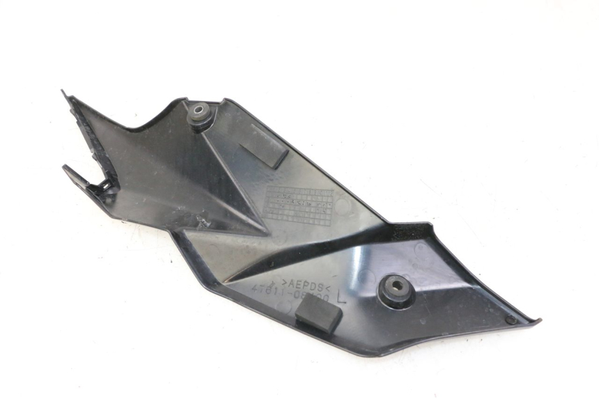 photo de UNTER SITZ VERKLEIDUNG LINKS SUZUKI GSR 750 (2011 - 2017) - Alternative Perspektive