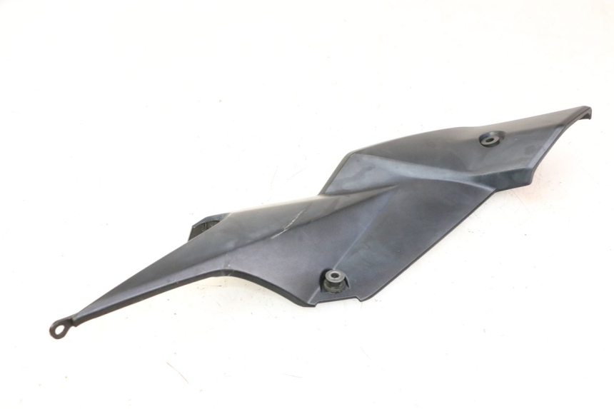 photo de UNTER SITZ VERKLEIDUNG LINKS SUZUKI GSR 750 (2011 - 2017) - Gesamtansicht des Produkts