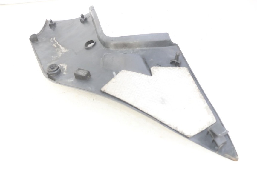 photo de LINKS UNTER DEM LINKEN SITZ SUZUKI GSX-F GSX  F 1100 (1988 - 1994) - Detailansicht des Bauteils