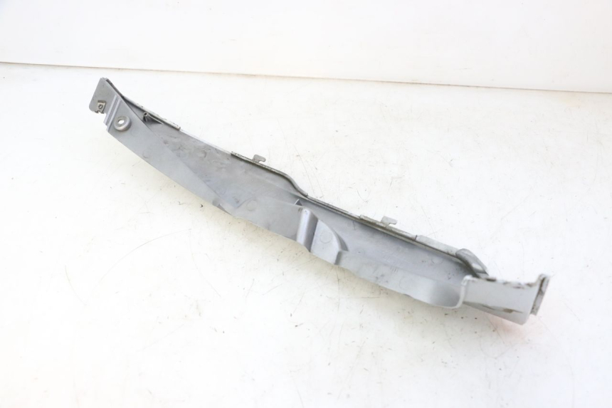 photo de UNTER SITZ VERKLEIDUNG LINKS DAELIM HISTORY 125 (2001 - 2002) - Oberflächenzustand und Material