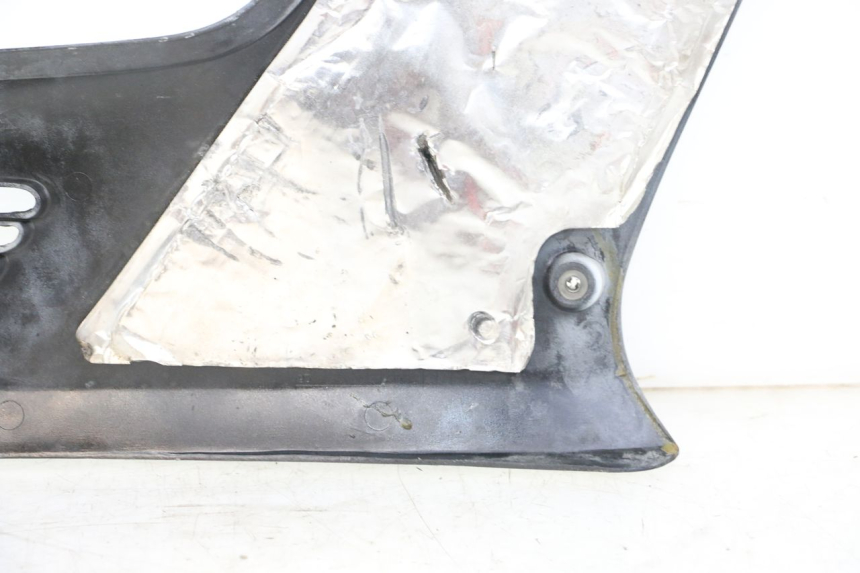 photo de UNTER SITZ VERKLEIDUNG LINKS HONDA CBR F 1000 (1993 - 1996) - Alternative Perspektive