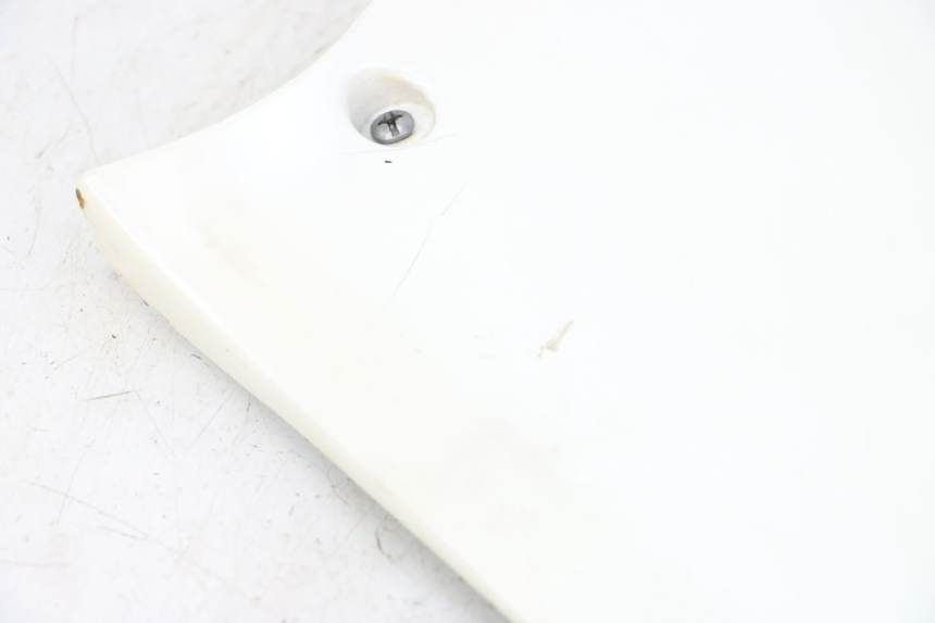 photo de UNTER SITZ VERKLEIDUNG LINKS HONDA CBR F 1000 (1993 - 1996) - Oberflächenzustand und Material