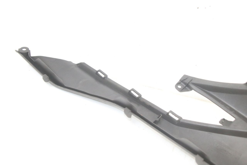 photo de UNTER SITZ VERKLEIDUNG LINKS HONDA FORZA 125 (2021 - 2025) - Gesamtansicht des Produkts