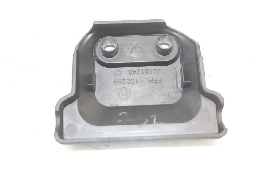 photo de UNTER SITZ VERKLEIDUNG LINKS HUSQVARNA SVARTPILEN 401 (2018 - 2023) - Alternative Perspektive