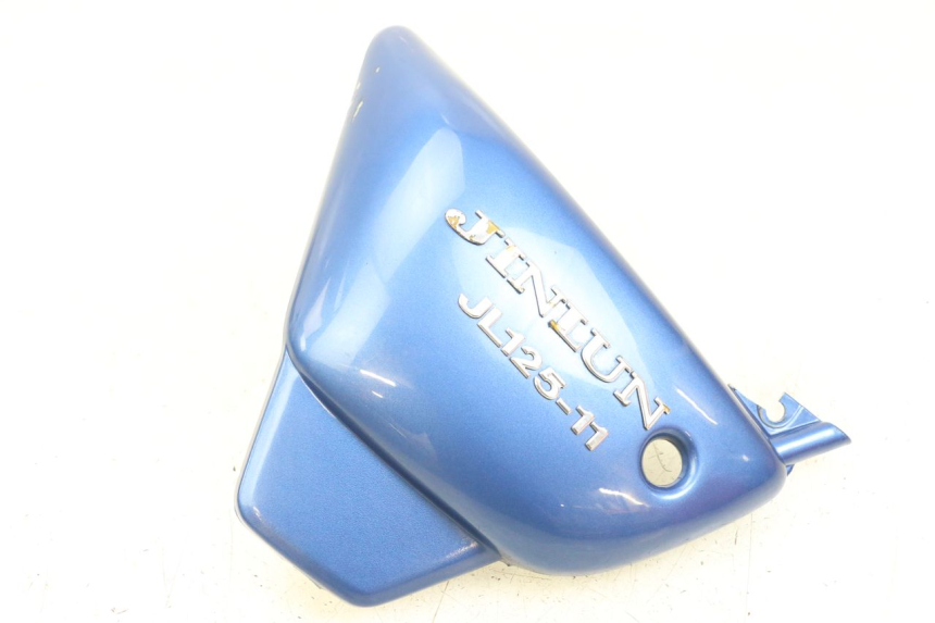 photo de LINKS UNTER DEM SITZ VERSTECKEN JINLUN JL HIGHLANDER 125 (2007 - 2015) - Hauptansicht