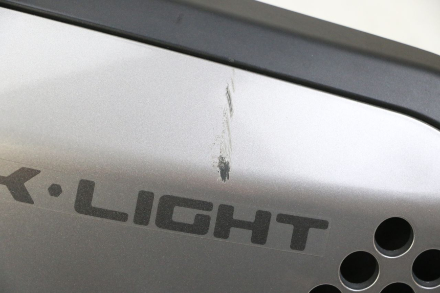 photo de UNTER SITZ VERKLEIDUNG LINKS KEEWAY K-LIGHT KLIGHT 125 (2018 - 2025) - Details der Befestigungspunkte