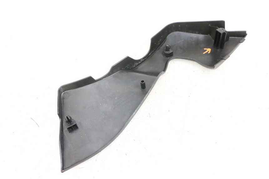 photo de UNTER SITZ VERKLEIDUNG LINKS KYMCO K-PW K-PIPE 50 (2012 - 2017) - Technische Nahaufnahme