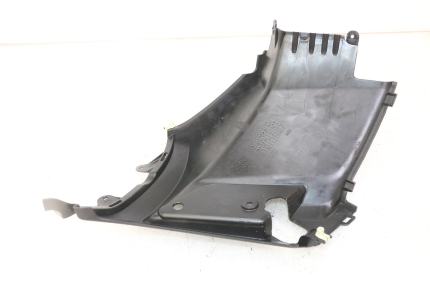 photo de LINKS UNTER DEM LINKEN SITZ PEUGEOT KISBEE 2T 50 (2018 - 2022) - Zoom auf Gebrauchszustand