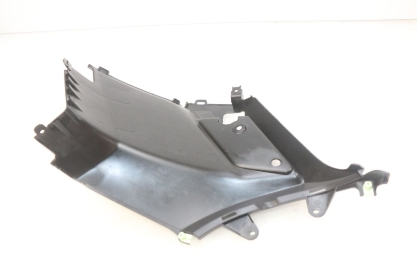 photo de LINKS UNTER DEM LINKEN SITZ PEUGEOT KISBEE 4T 50 (2018 - 2022) - Zoom auf Gebrauchszustand