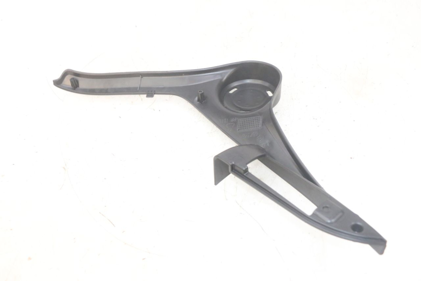 photo de UNTER SITZ VERKLEIDUNG LINKS PIAGGIO MP3 HPE 300 (2019 - 2026) - Alternative Perspektive