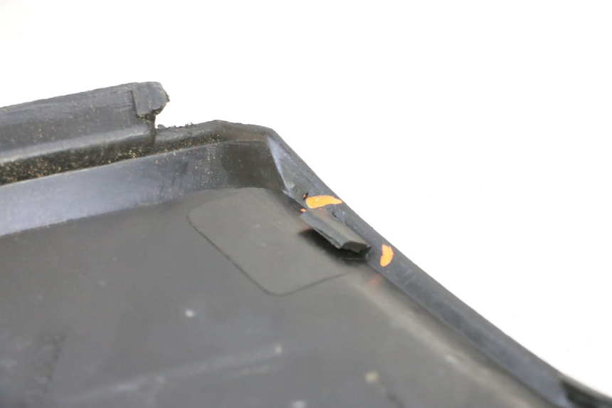 photo de UNTER SITZ VERKLEIDUNG LINKS KYMCO MXU R 250 (2004 - 2010) - Detailansicht des Bauteils