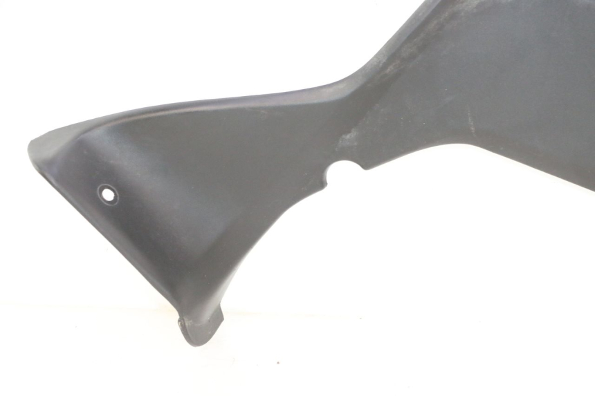 photo de UNTER SITZ VERKLEIDUNG LINKS KYMCO MXU R 250 (2004 - 2010) - Hochauflösende Nahaufnahme