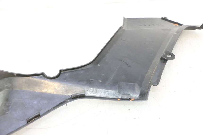 photo de UNTER SITZ VERKLEIDUNG LINKS KYMCO MXU R 250 (2004 - 2010) - Technische Nahaufnahme