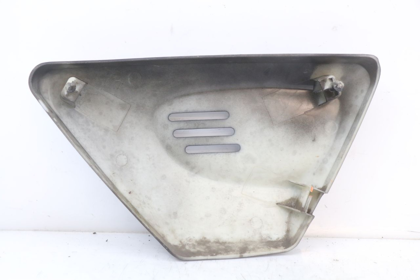 photo de UNTER SITZ VERKLEIDUNG LINKS ASTOR ORCAL 125 (2015 - 2017) - Alternative Perspektive