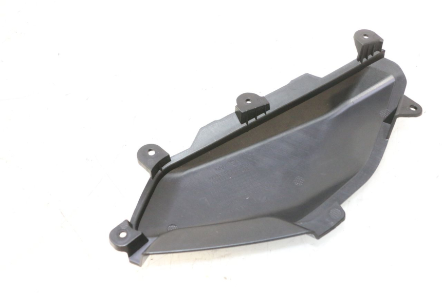 photo de UNTER SITZ VERKLEIDUNG LINKS JM MOTORS R-MAX TECH 50 (2024 - 2026) - Detailansicht des Bauteils