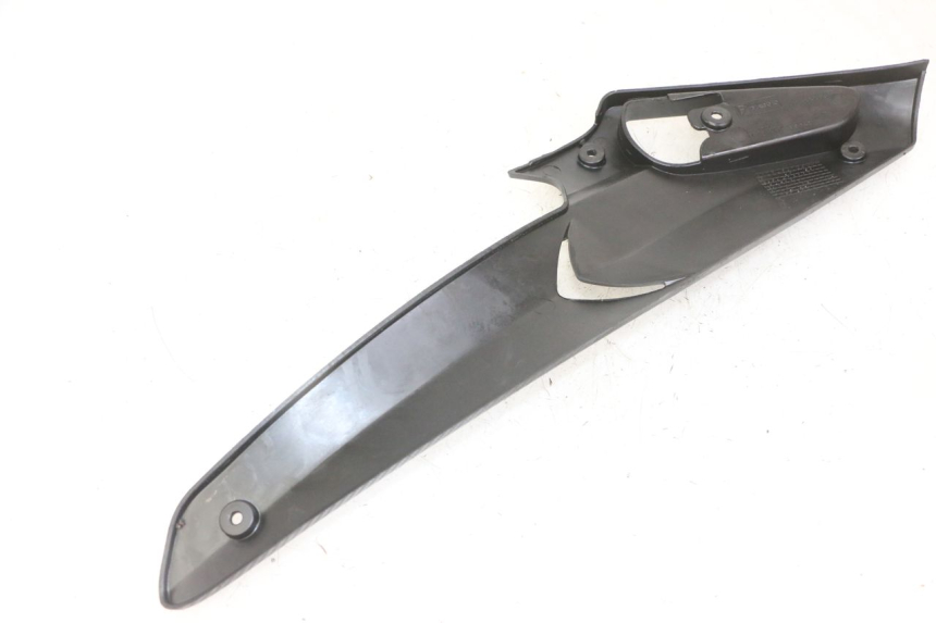 photo de UNTER SITZ VERKLEIDUNG LINKS GILERA RUNNER SL 50 (2006 - 2009) - Technische Nahaufnahme