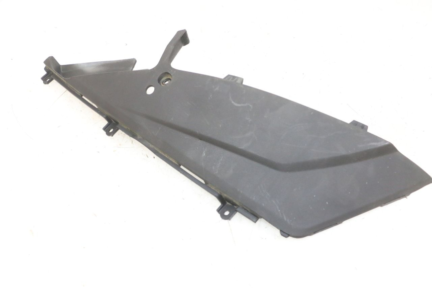 photo de UNTER SITZ VERKLEIDUNG LINKS DAELIM S1 125 (2007 - 2016) - Technische Nahaufnahme