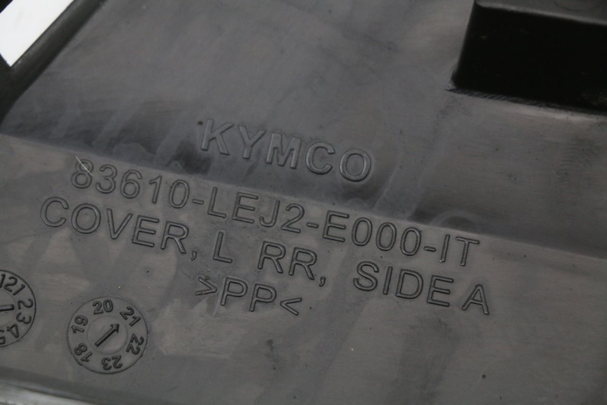 photo de UNTER SITZ VERKLEIDUNG LINKS KYMCO SUPER 8 4T 50 (2021 - 2024) - Gesamtansicht des Produkts