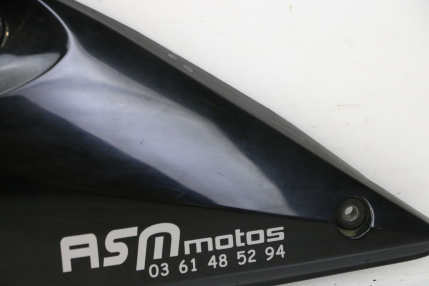 photo de LINKS UNTER DEM LINKEN SITZ SUZUKI GSF S BANDIT 600 (2000 - 2004) - Kennzeichnungen und Originalreferenzen