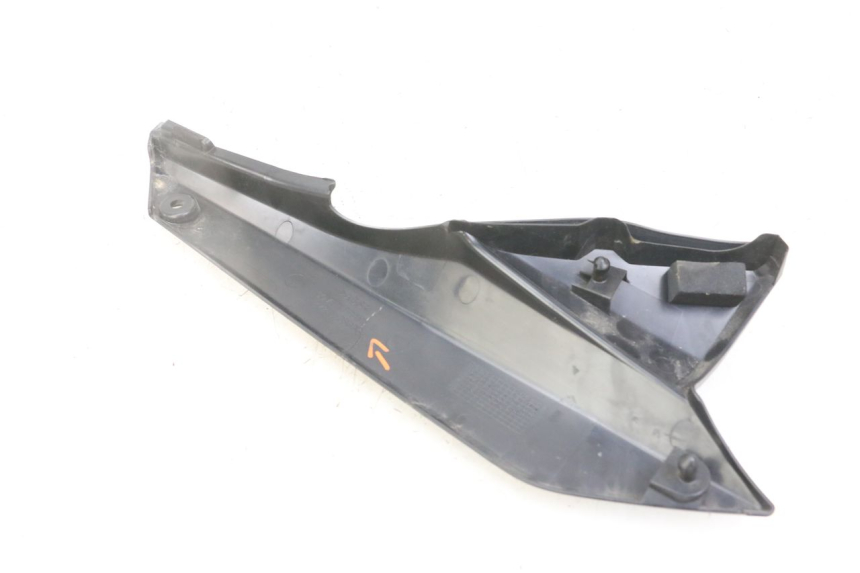 photo de UNTER SITZ VERKLEIDUNG LINKS SUZUKI GSX F GSXF 650 (2007 - 2015) - Technische Nahaufnahme