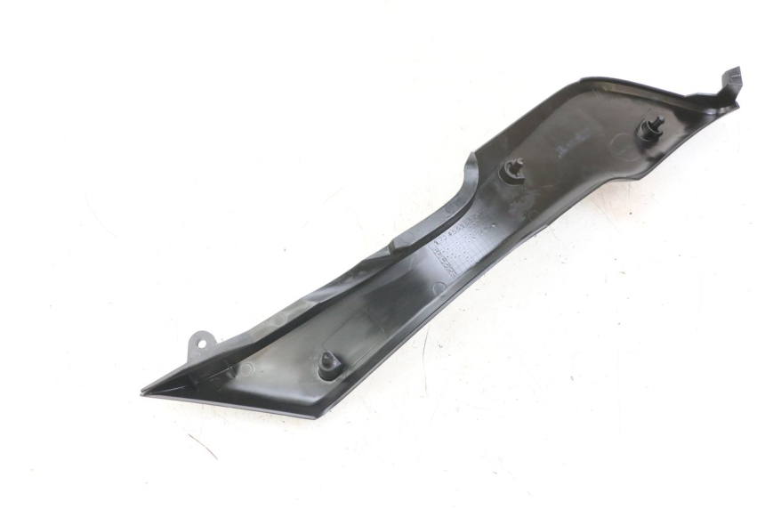 photo de LINKS UNTER DEM LINKEN SITZ KAWASAKI VERSYS ABS 650 (2015 - 2018) - Zoom auf Gebrauchszustand