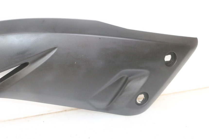 photo de LINKS UNTER DEM LINKEN SITZ YAMAHA X-MAX XMAX 125 (2010 - 2013) - Charakteristische Merkmale