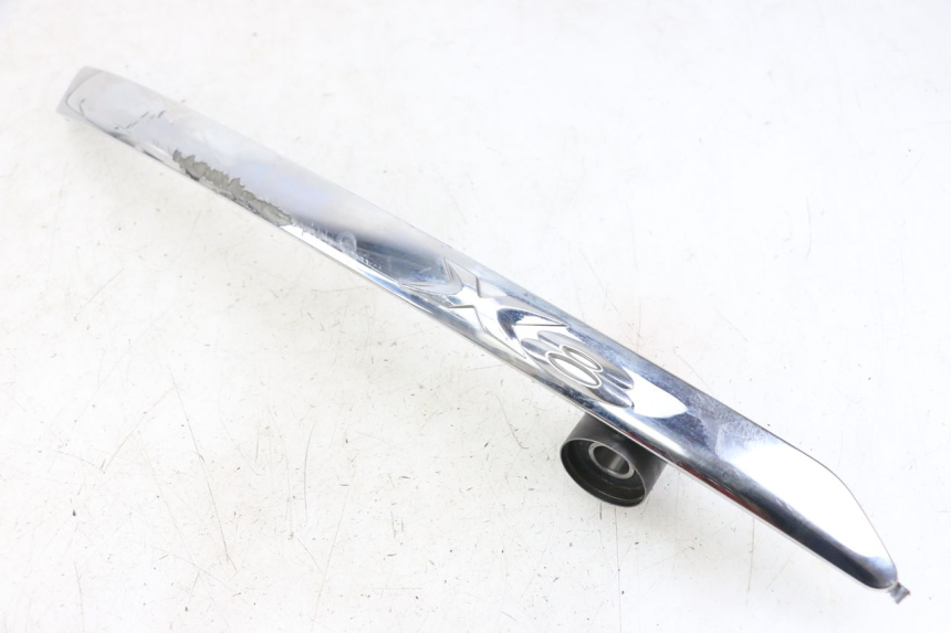 photo de UNTER SITZ VERKLEIDUNG LINKS PIAGGIO X8 125 (2004 - 2007) - Hauptansicht