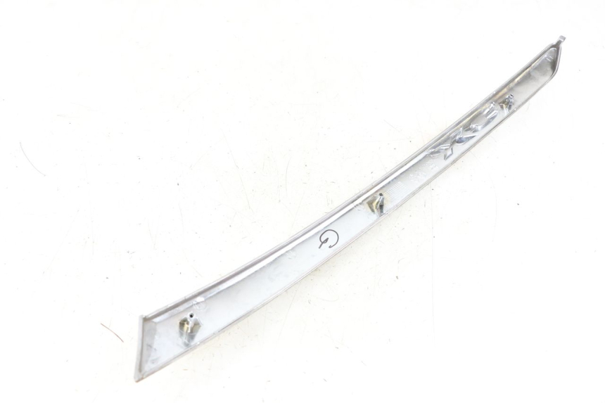 photo de UNTER SITZ VERKLEIDUNG LINKS PIAGGIO X8 125 (2004 - 2007) - Zoom auf Gebrauchszustand