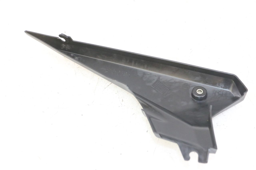 photo de UNTER SITZ VERKLEIDUNG LINKS YAMAHA XJ6 ABS 600 (2008 - 2016) - Alternative Perspektive