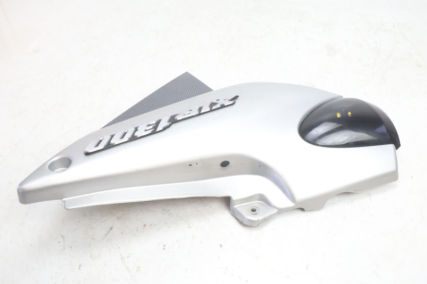 photo de UNTER SITZ VERKLEIDUNG LINKS YAMAHA XJR 1300 (1998 - 2002) - Technische Nahaufnahme