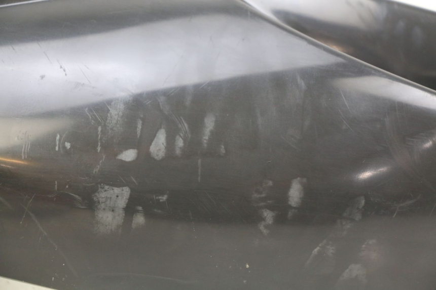 photo de LINKS UNTER DEM LINKEN SITZ YAMAHA XP T-MAX TMAX ABS 500 (2004 - 2007) - Detailansicht des Bauteils