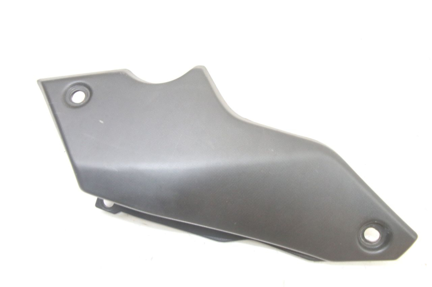 photo de UNTER SITZ VERKLEIDUNG LINKS YAMAHA TRACER 7 700 (2020 - 2024) - Hauptansicht