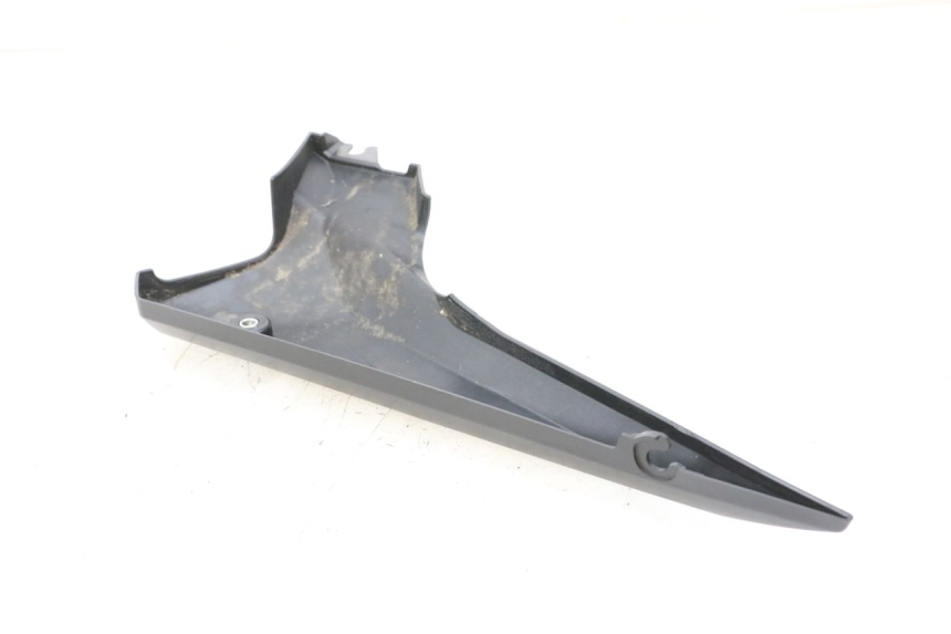 photo de UNTER SITZ VERKLEIDUNG LINKS YAMAHA XJ6 600 (2008 - 2016) - Detailansicht des Bauteils