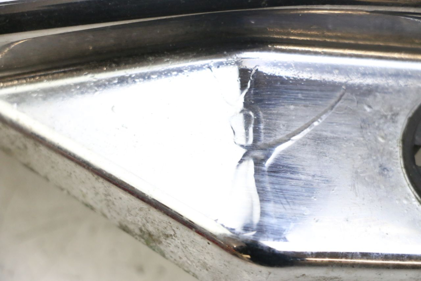 photo de UNTER SITZ VERKLEIDUNG LINKS YAMAHA XVS DRAG STAR DRAGSTAR 650 (1997 - 2007) - Detailansicht des Bauteils