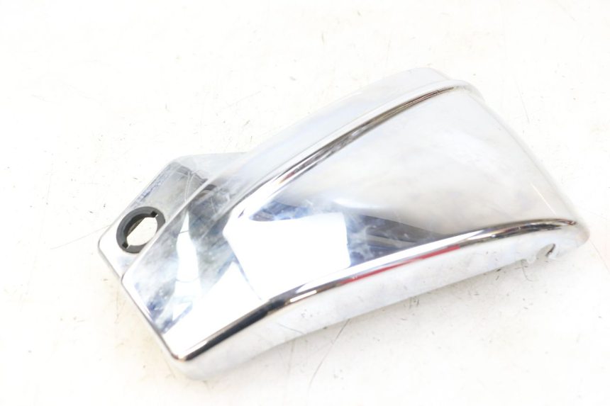 photo de UNTER SITZ VERKLEIDUNG LINKS YAMAHA XVS DRAG STAR DRAGSTAR 650 (1997 - 2007) - Details der Befestigungspunkte