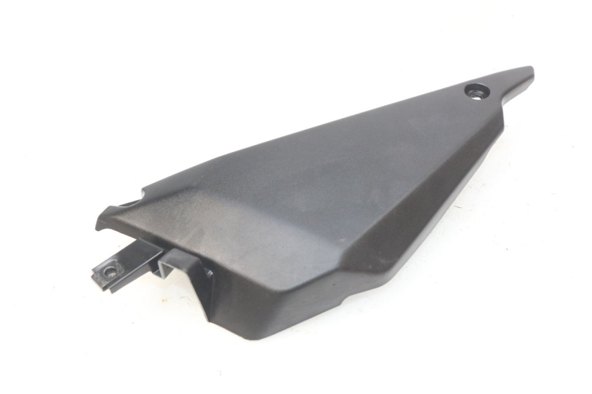 photo de LINKS UNTER DEM LINKEN SITZ KAWASAKI Z 650 (2016 - 2019) - Detailansicht des Bauteils