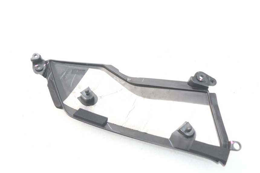 photo de UNTER SITZ VERKLEIDUNG LINKS KAWASAKI Z Z900 900 (2017 - 2019) - Detailansicht des Bauteils