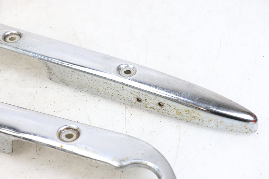 photo de UNTER SITZ VERKLEIDUNG SUZUKI GZ MARAUDER 125 (1998 - 2004) - Gesamtansicht des Produkts