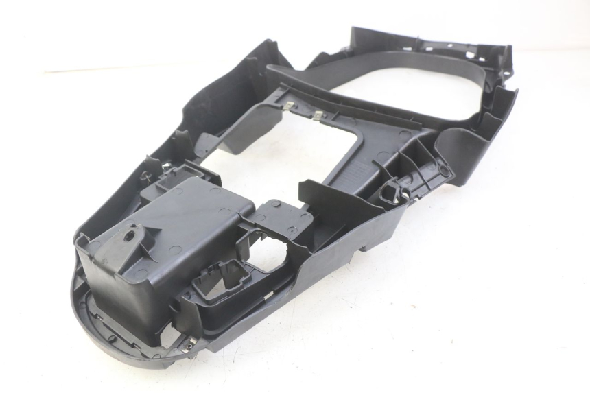 photo de SITZBANKABDECKUNG REVATTO IMPERATOR 125 (2007 - 2015) - Detailansicht des Bauteils