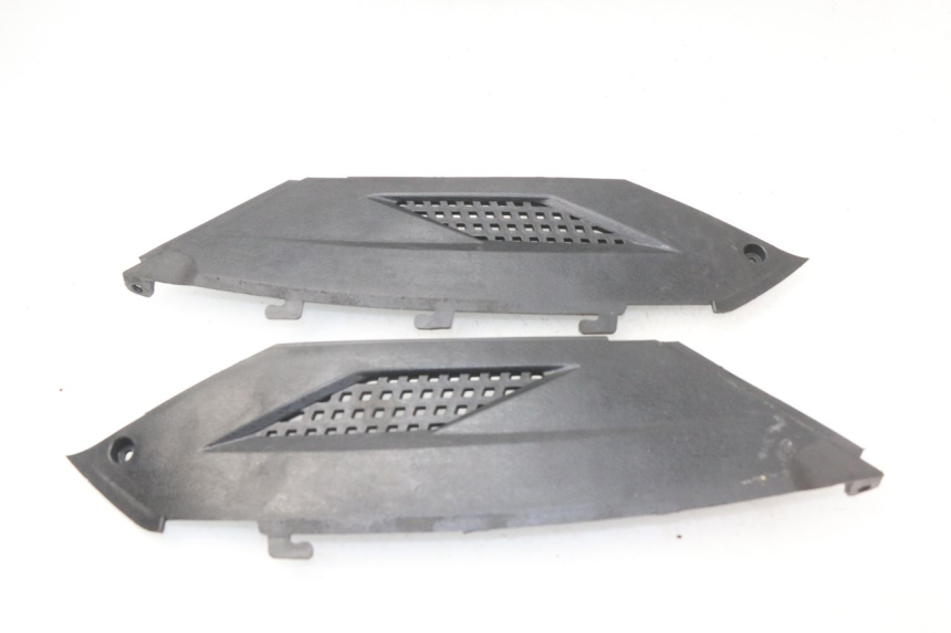 photo de UNTER SITZ VERKLEIDUNG RIDE JUMP 2T 50 (2012 - 2017) - Hauptansicht