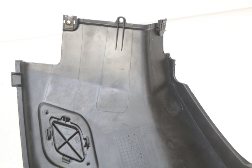 photo de SITZBANKABDECKUNG PEUGEOT KISBEE 4T 50 (2010 - 2017) - Details der Befestigungspunkte