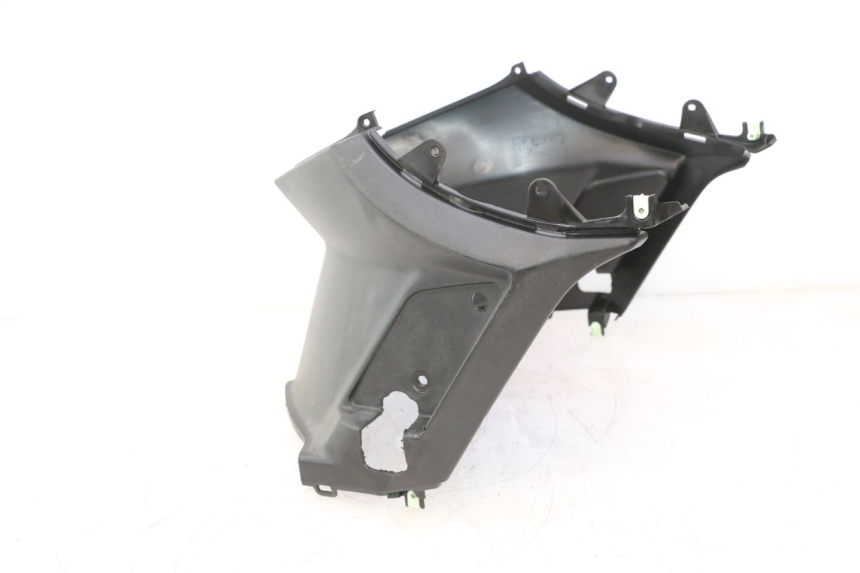photo de UNTER SITZ VERKLEIDUNG PEUGEOT KISBEE 4T 50 (2023 - 2026) - Zoom auf Komponenten